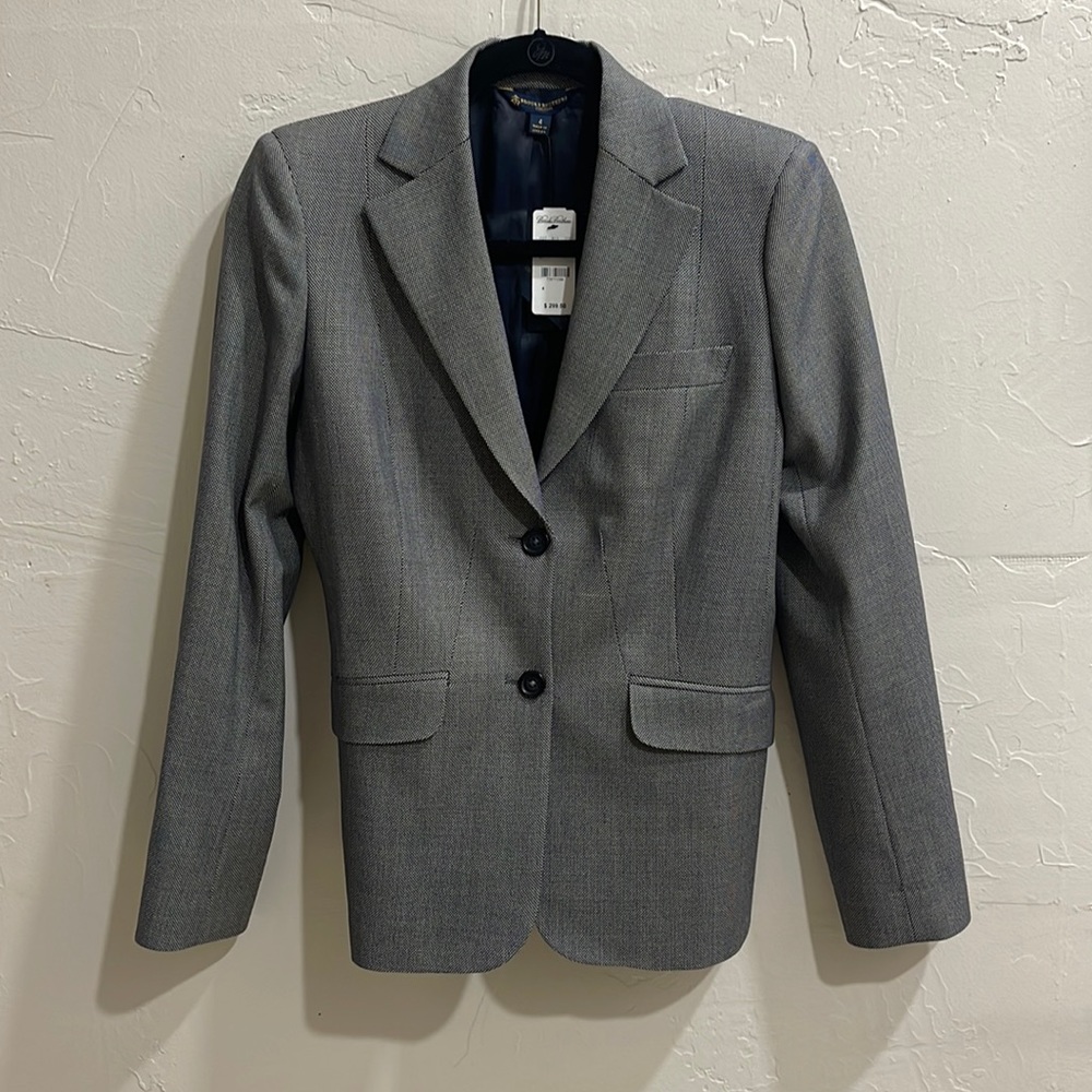 Never worn brooks brothers grey blazer size 4